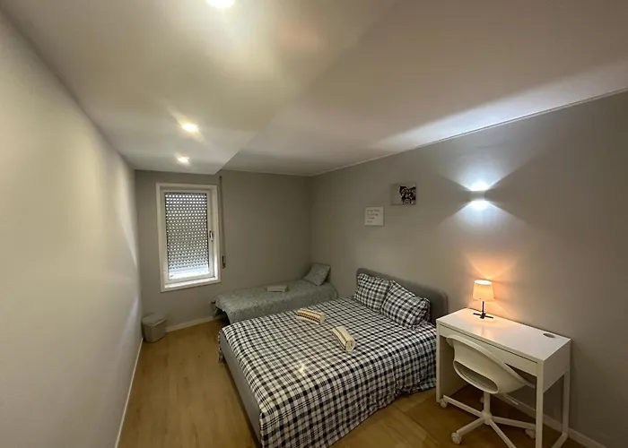 Pereira Azurara 3 4 Gæstehus 3*